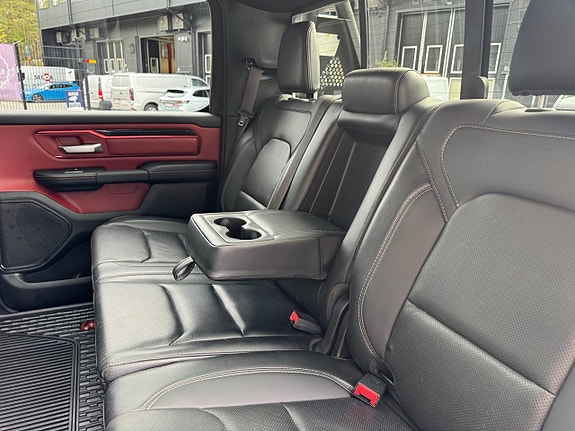 Dodge RAM 1500 16 of 21