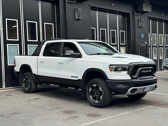 Dodge RAM 1500 13 of 21