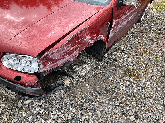 Volkswagen Golf IV 2 of 7