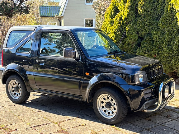 Suzuki Jimny 2 of 6