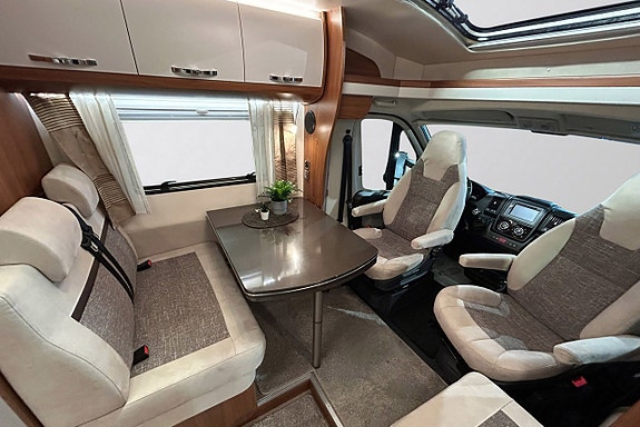 Hobby T 65 E Optiva De Luxe 50-ÅRS JUBILEUM - LÅNGBÄDD 5 of 30