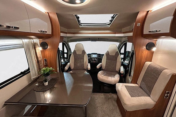 Hobby T 65 E Optiva De Luxe 50-ÅRS JUBILEUM - LÅNGBÄDD 7 of 30