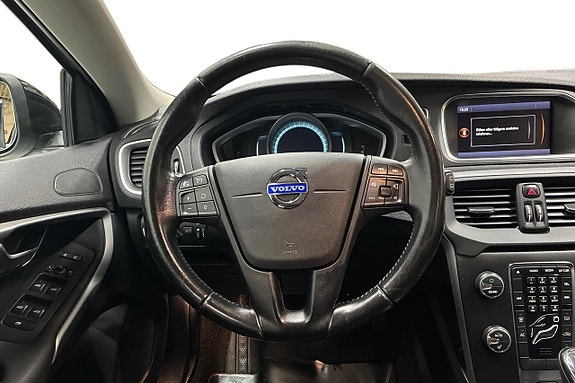 Volvo V40 Cross Country 15 of 24