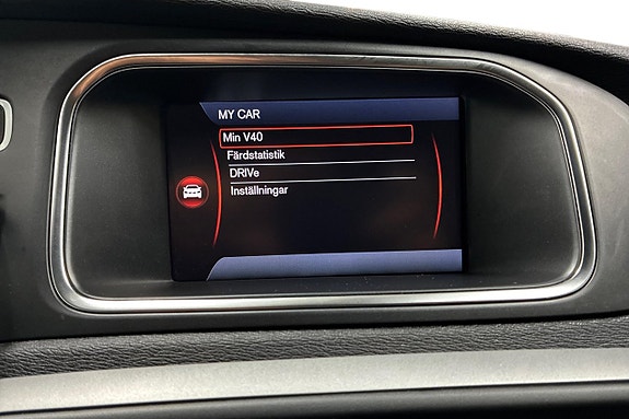 Volvo V40 Cross Country 19 of 24
