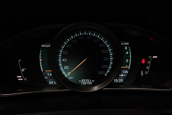Volvo V40 Cross Country 16 of 24