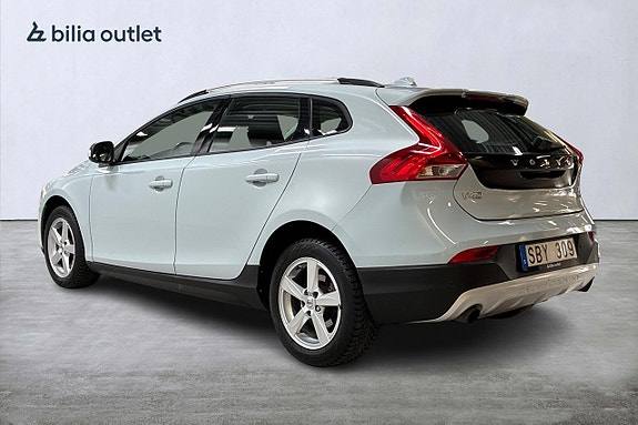 Volvo V40 Cross Country 7 of 24