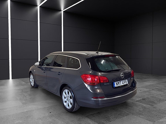 Opel Astra 4 of 23