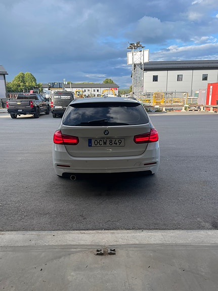 BMW 318d 7 of 14
