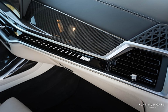 BMW X7 14 of 26