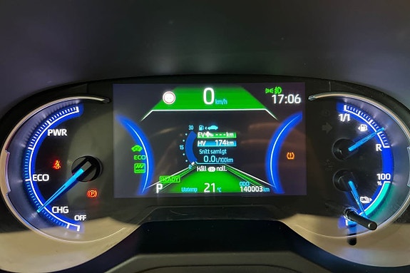 Toyota RAV4 16 of 22