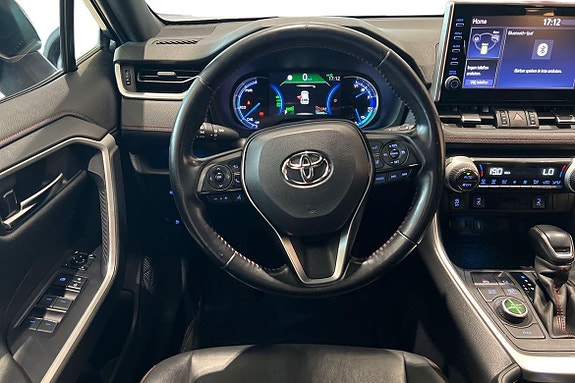 Toyota RAV4 11 of 22