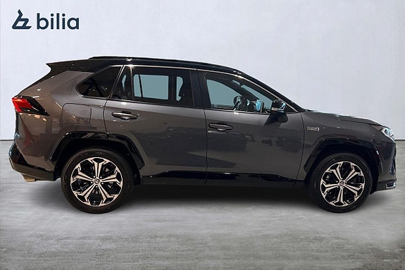 Toyota RAV4 18 of 22