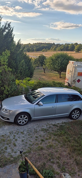 Audi A6 4 of 12