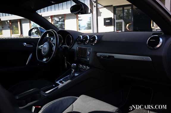 Audi TT 19 of 21