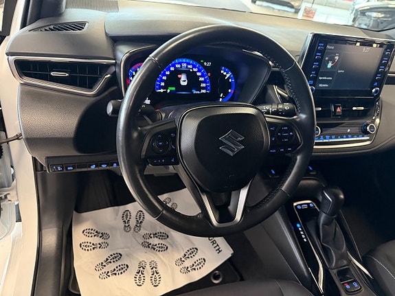 Suzuki Swace 12 of 20