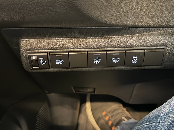 Suzuki Swace 18 of 20