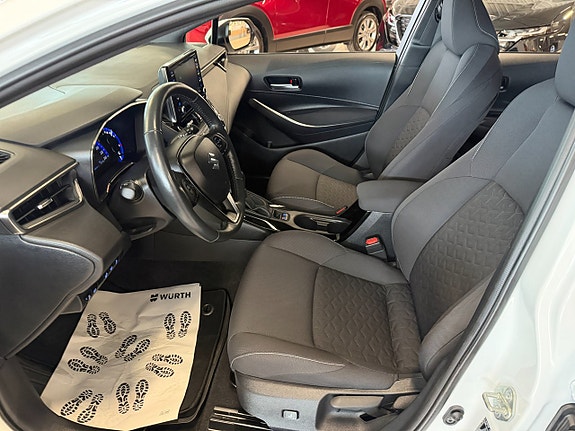 Suzuki Swace 11 of 20