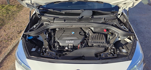 BMW 218d 13 of 13
