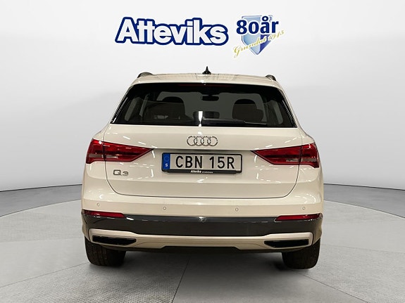 Audi Q3 4 of 18