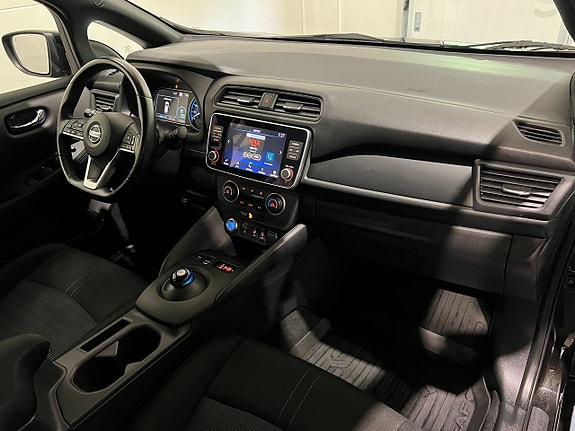 Nissan Leaf 16 of 29