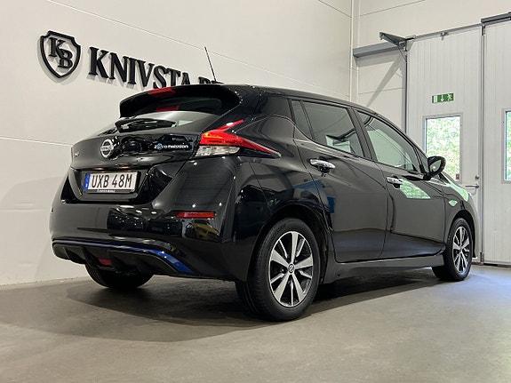 Nissan Leaf 27 of 29