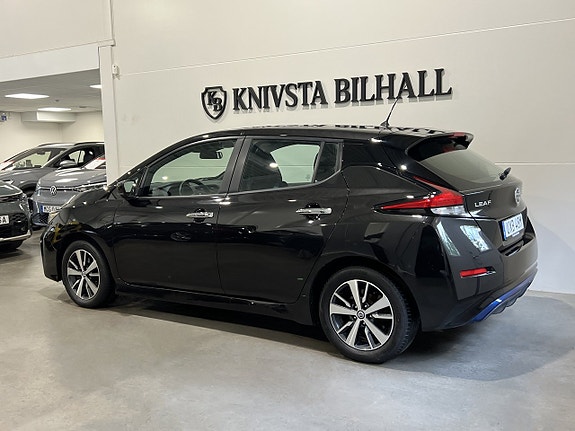 Nissan Leaf 2 of 29