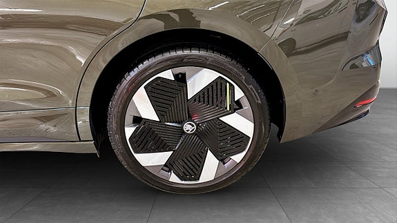 Skoda Enyaq Coupe RS 6 of 25