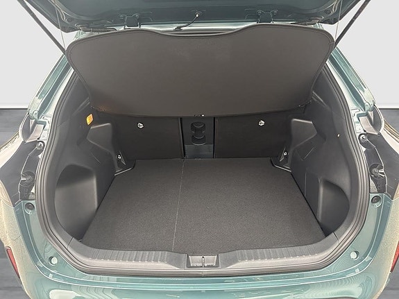 Toyota Yaris Cross 10 of 12