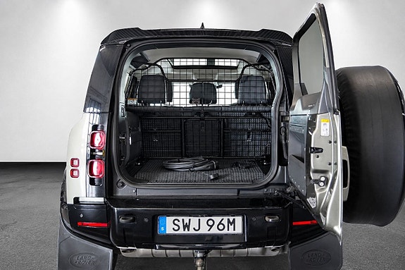 Land Rover Defender 90 7 of 27