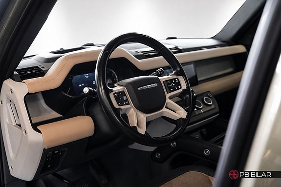 Land Rover Defender 90 9 of 27