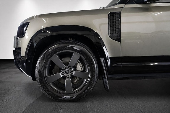 Land Rover Defender 90 3 of 27