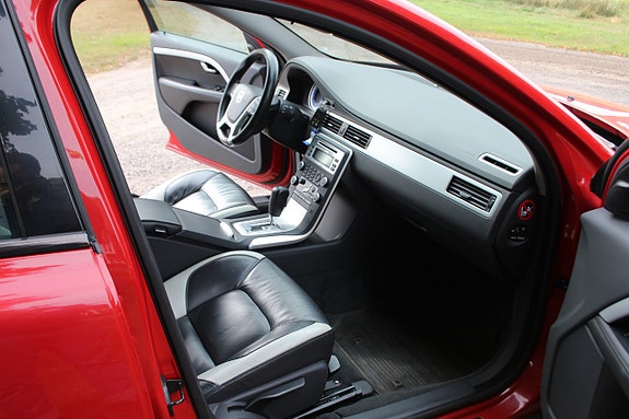 Volvo V70 7 of 7