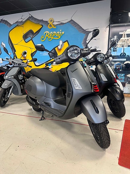 Piaggio Vespa GTS 310, 2026