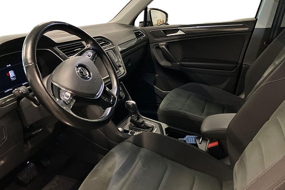 Volkswagen Tiguan 10 of 28