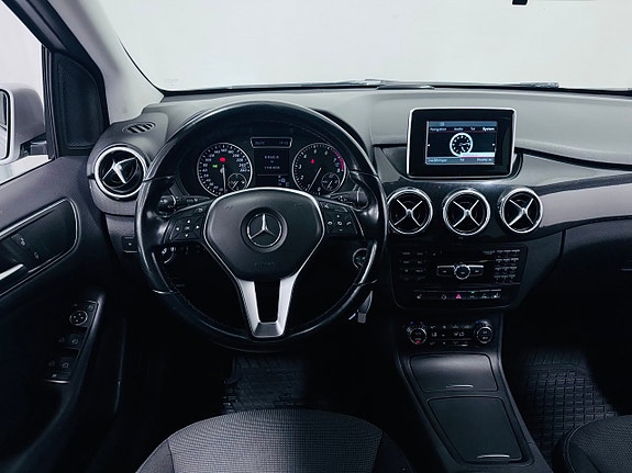 Mercedes-Benz B180 17 of 21