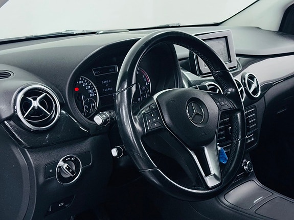 Mercedes-Benz B180 10 of 21