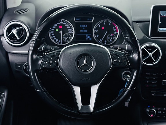 Mercedes-Benz B180 16 of 21