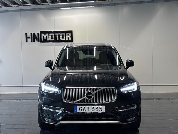 Volvo XC90 4 of 30