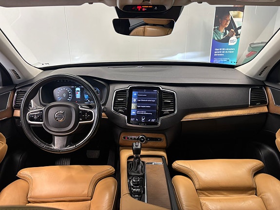 Volvo XC90 18 of 30
