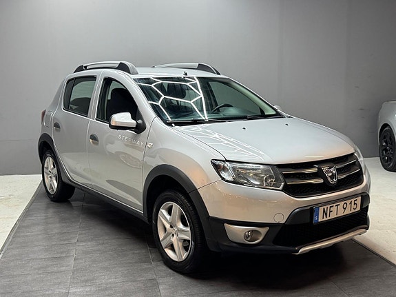 Dacia Sandero Stepway 2 of 14