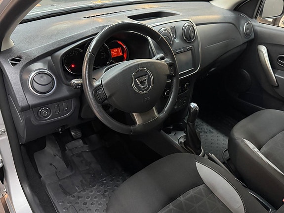 Dacia Sandero Stepway 7 of 14