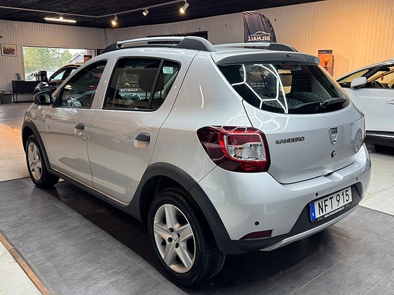 Dacia Sandero Stepway 4 of 14