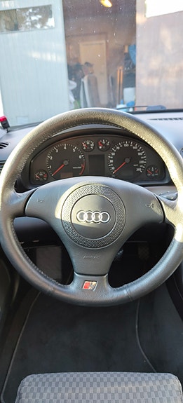 Audi A4 7 of 9