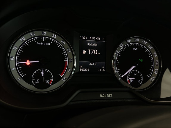 Skoda Octavia Scout 14 of 23