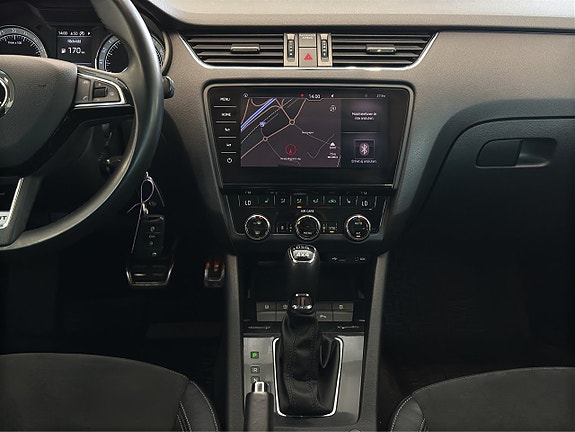 Skoda Octavia Scout 15 of 23