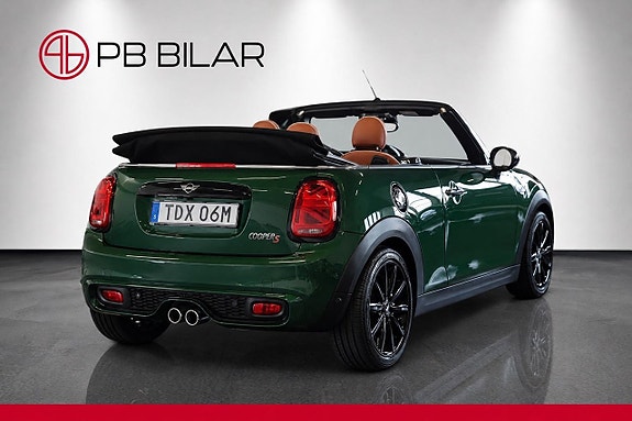 MINI Cooper S 9 of 25