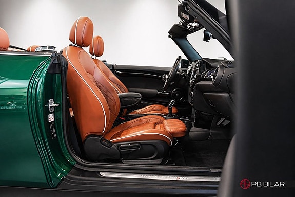 MINI Cooper S 12 of 25