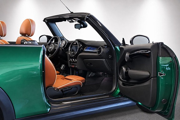MINI Cooper S 11 of 25
