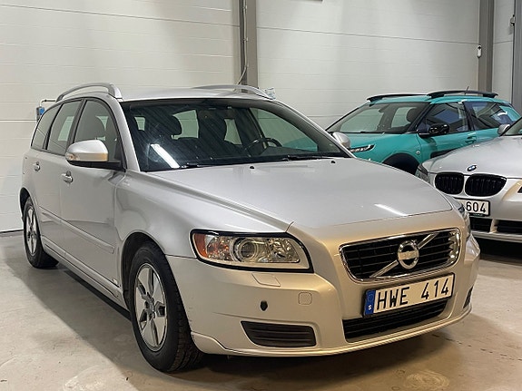 Volvo V50 6 of 22