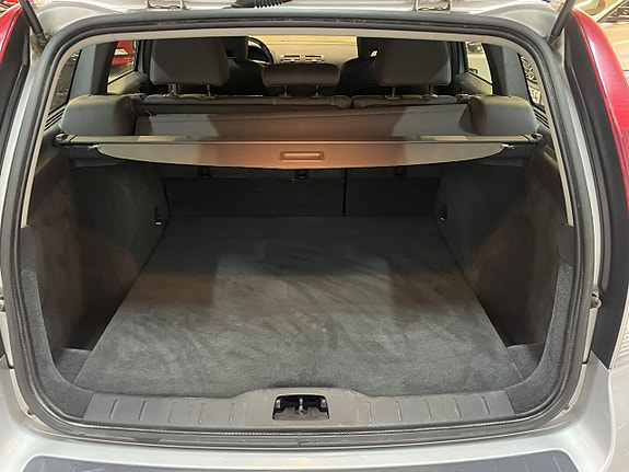 Volvo V50 10 of 22